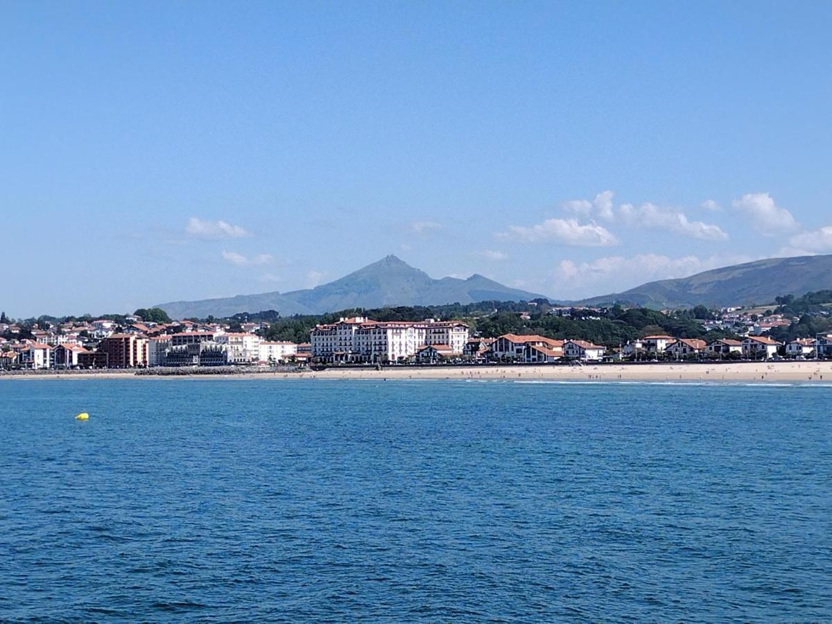 Appartement 3 Pieces Au Coeur D'Hendaye Plage Exterior photo
